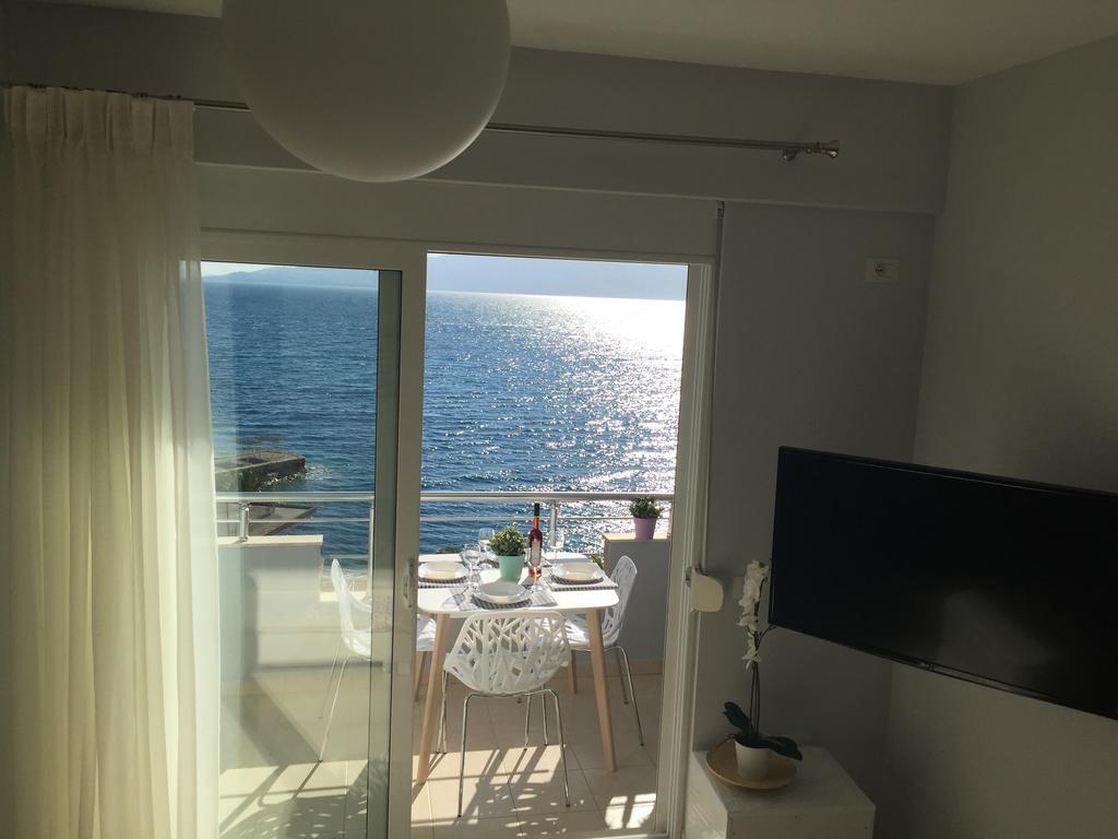 Skyfall Apartment Sarandë Eksteriør billede
