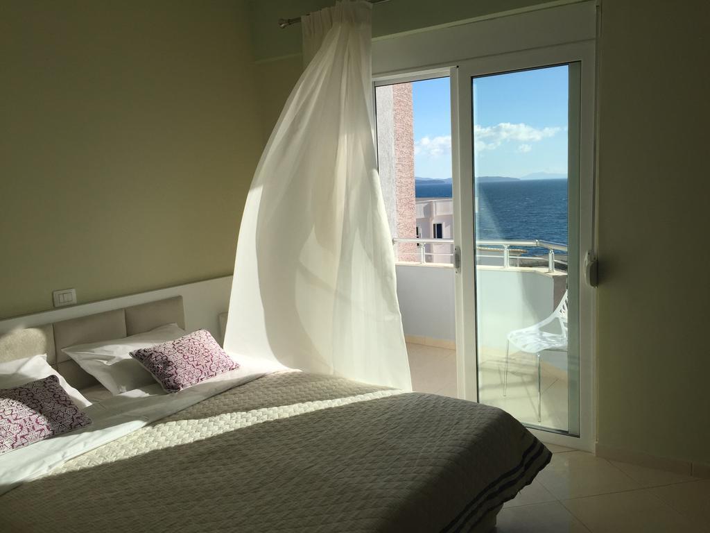 Skyfall Apartment Sarandë Eksteriør billede