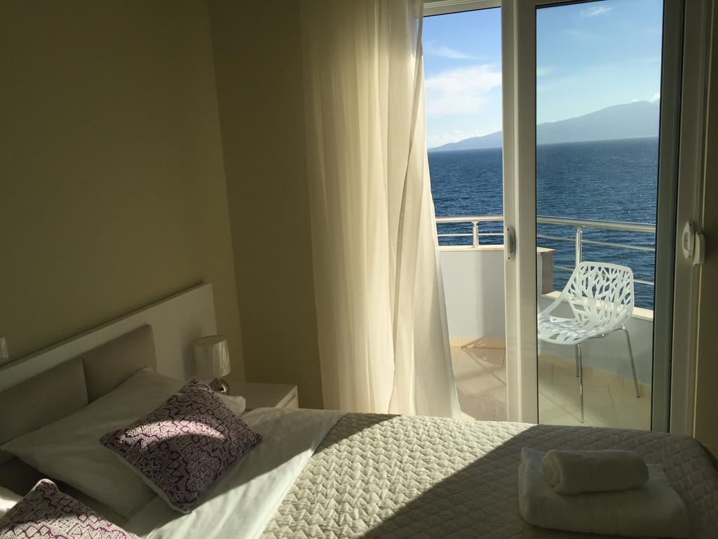 Skyfall Apartment Sarandë Eksteriør billede
