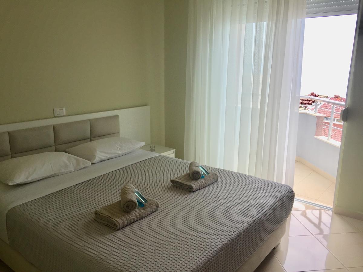 Skyfall Apartment Sarandë Eksteriør billede